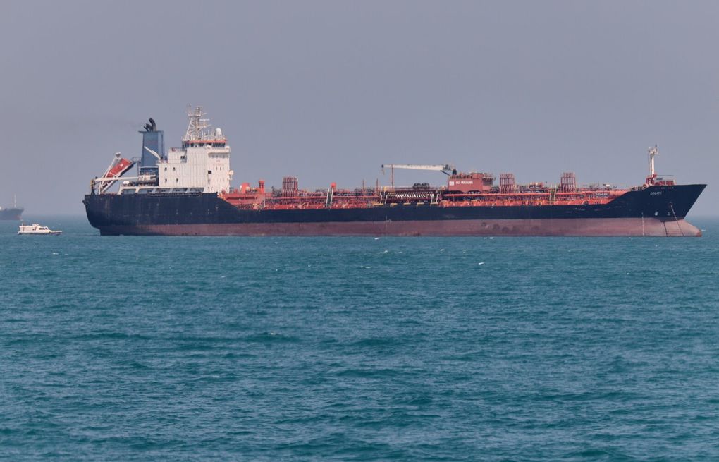 Under threat, Saudi Arabia reroutes oil exports yet again