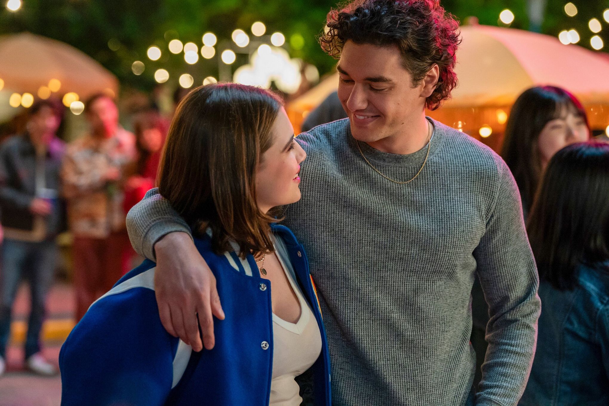 Off Campus' review: Prime Video adaptation scores in all the right ways |  The Seattle Times