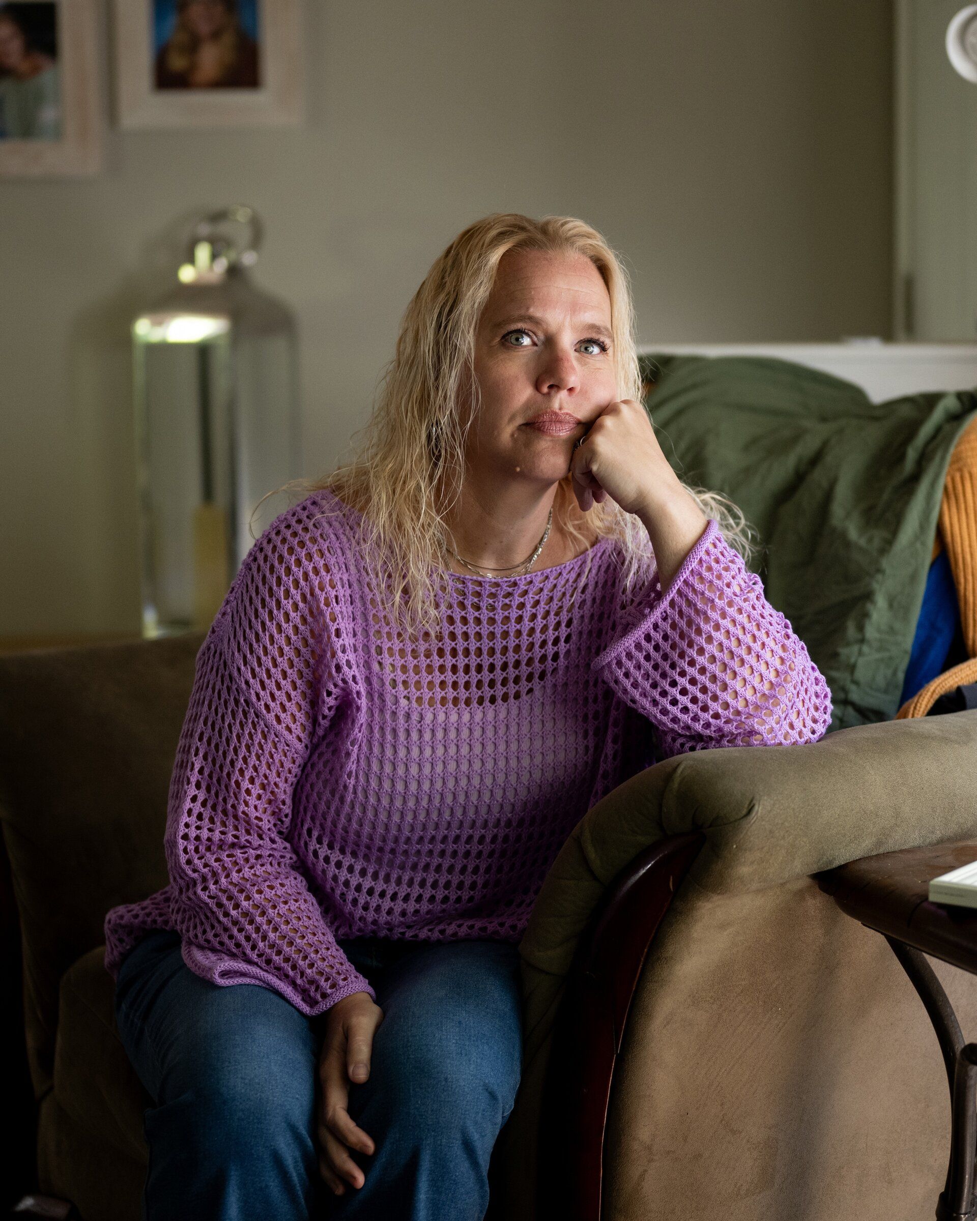 Heidi Hendrickson at her home near Seattle in April 2026. Hendrickson and her family did not want to prolong her mother’s life with feeding after she entered late-stage dementia. (Chona Kasinger/The New York Times)