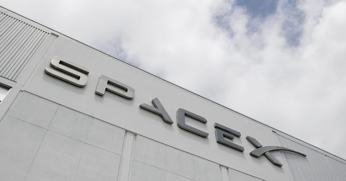 Google in talks to use SpaceX to launch space data centers, report says ...