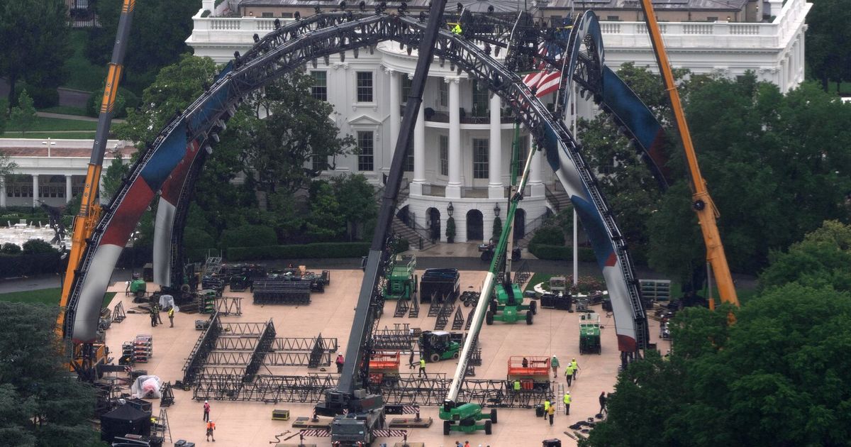 UFC fighting cage rises on White House lawn for bout celebrating America’s 250th anniversary