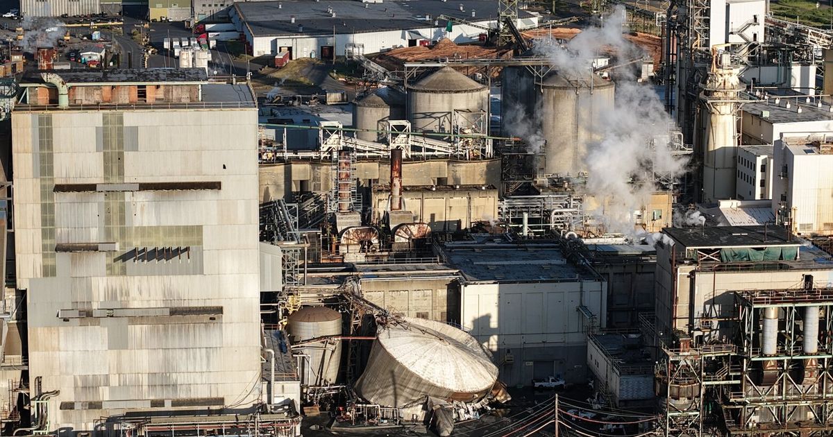 Longview mill implosion comes amid turnaround effort by foreign owners