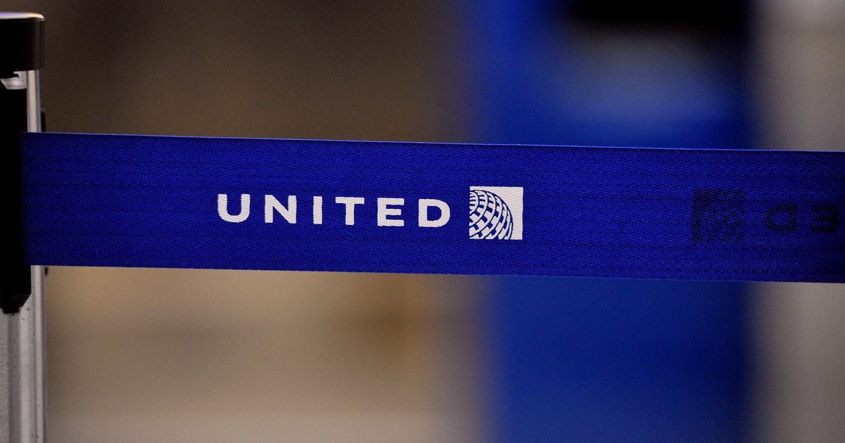 United Airlines flight bound for Minneapolis is diverted because of an unruly passenger