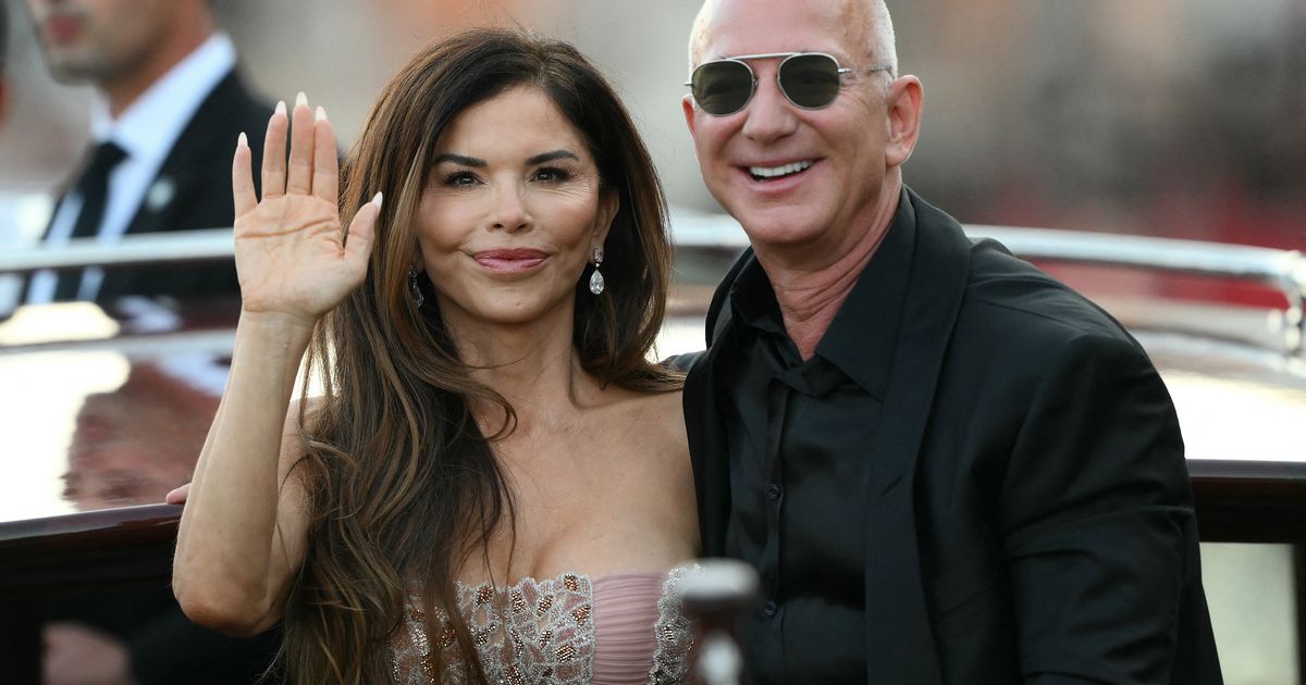 Jeff Bezos and Lauren Sánchez Bezos to host Met Gala pre-party