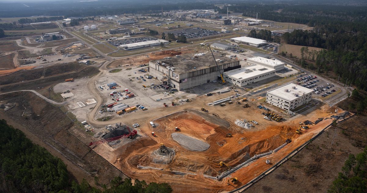 U.S. seeks to give weapons-grade plutonium to startups for fuel