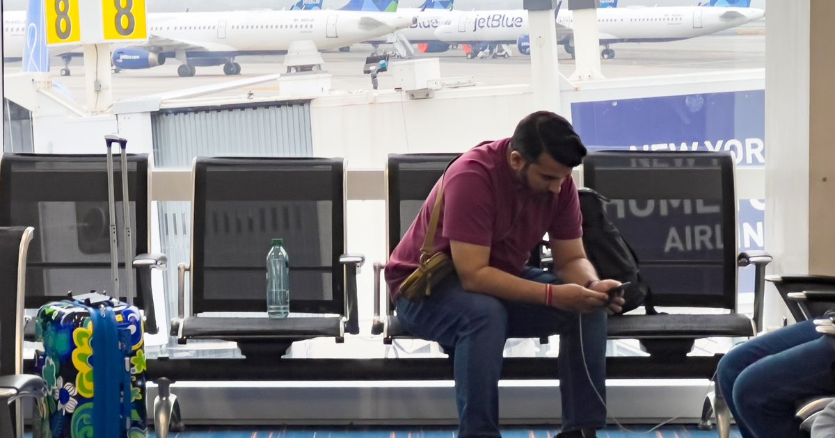 For struggling JetBlue, Spirit’s demise may offer an opportunity