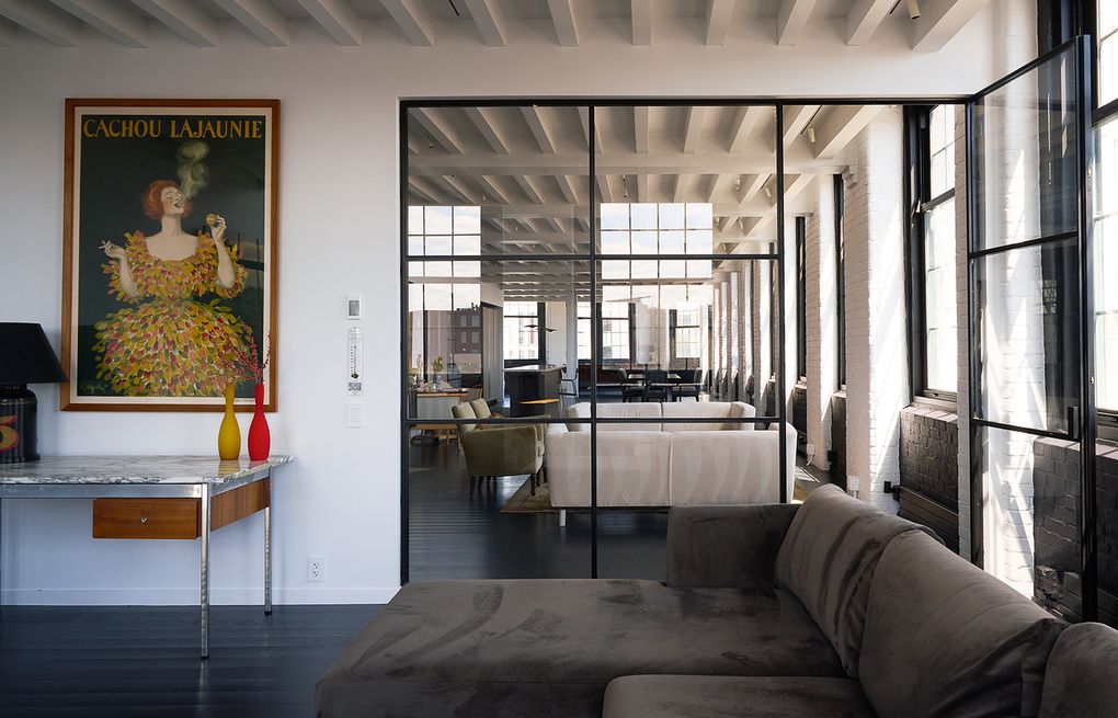 An artist breathes new life into an antique loft