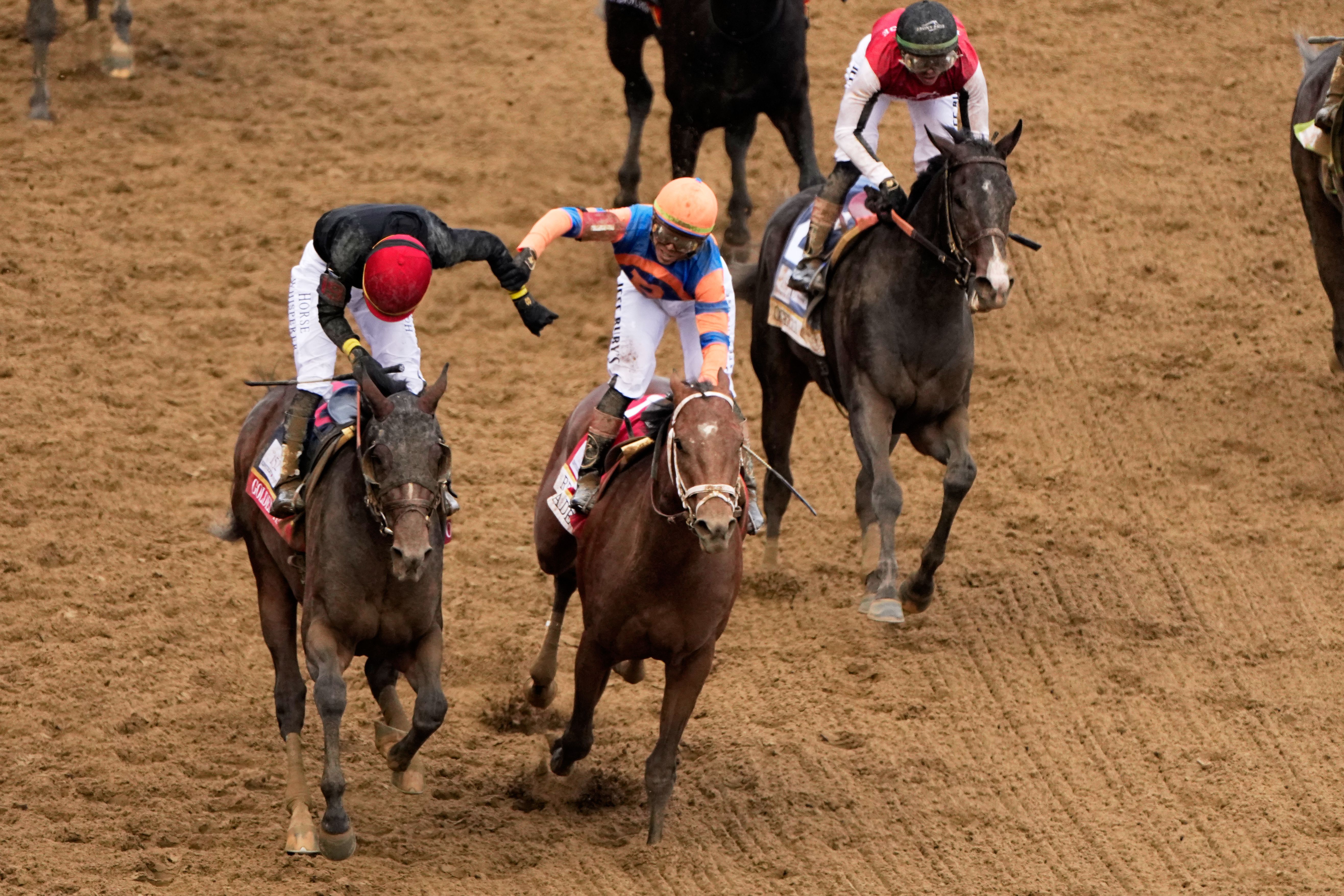 Golden Tempo takes the Kentucky Derby as Cherie DeVaux becomes the