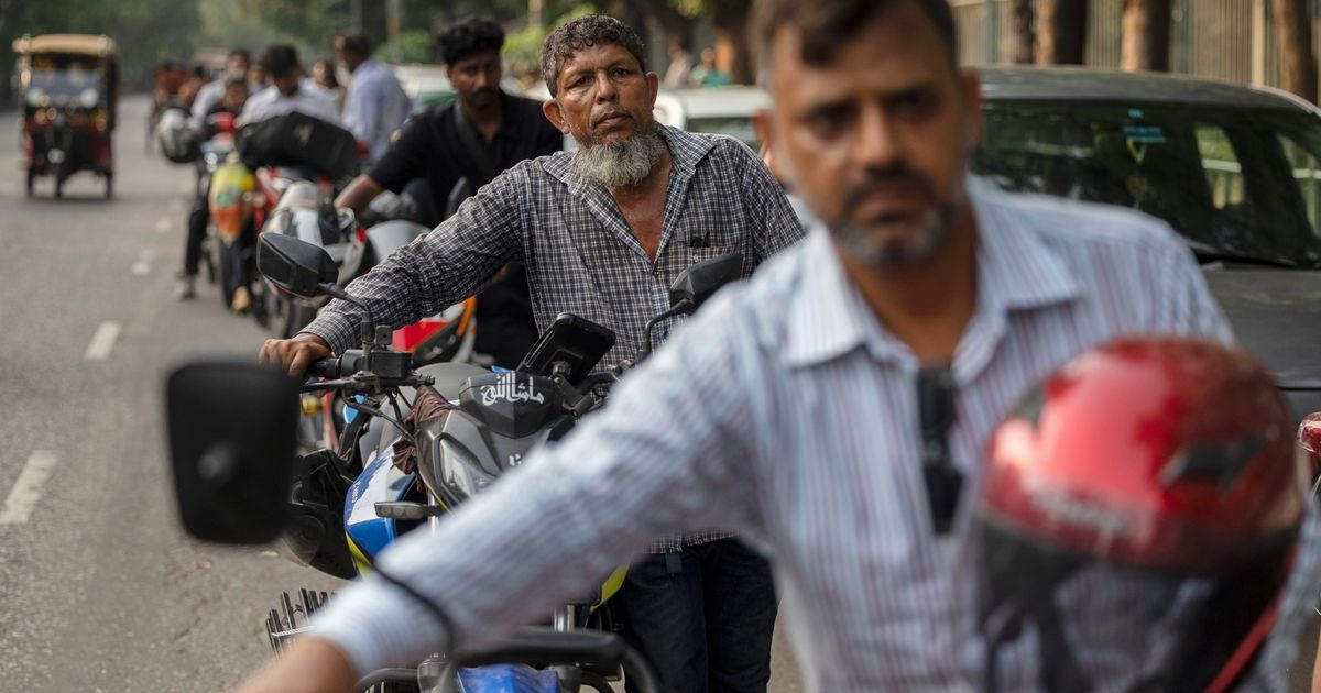 Iran war disruptions spark higher costs and lost income in Bangladesh
