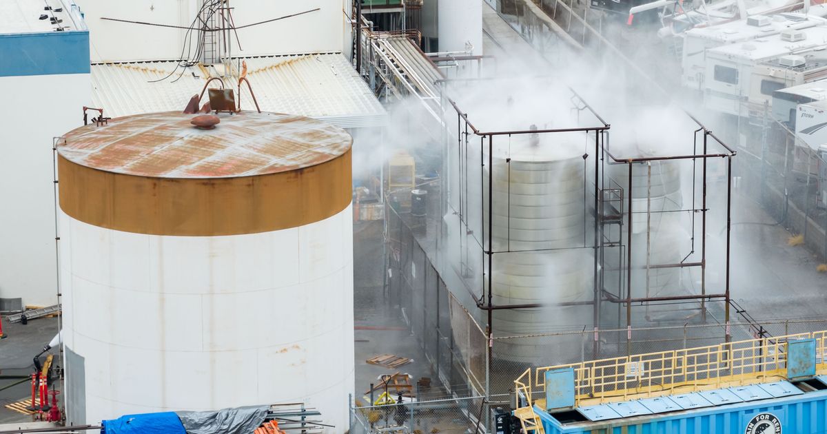 Southern California officials trying to prevent explosion or leak from damaged chemical tank