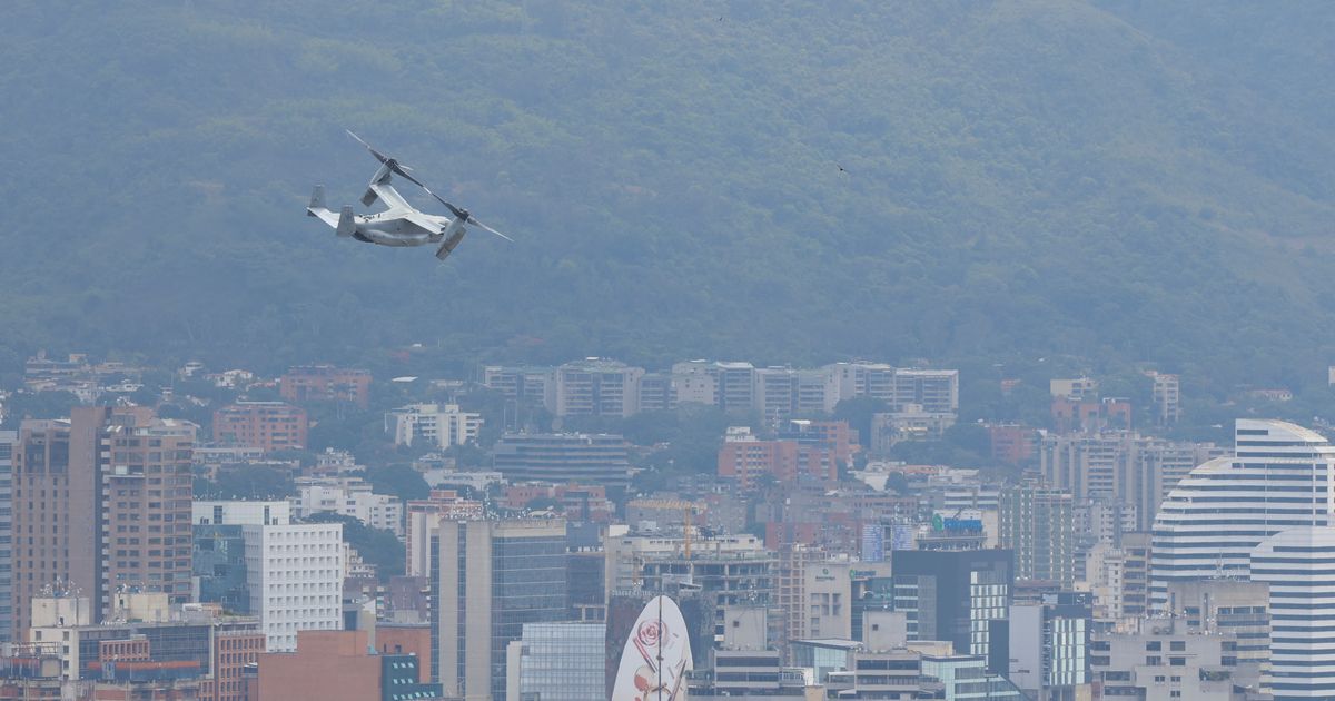 Marines conduct a rapid response exercise at the US Embassy in Venezuela’s capital