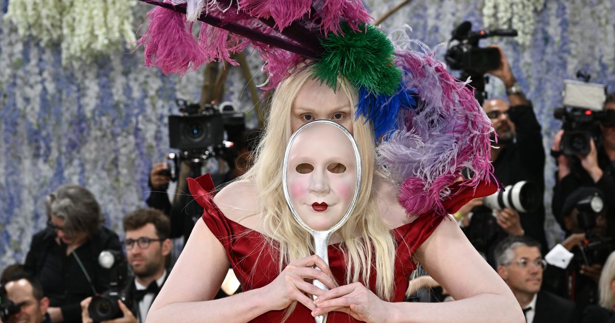 Photos show stars embracing art-inspired fashion at the 2026 Met Gala
