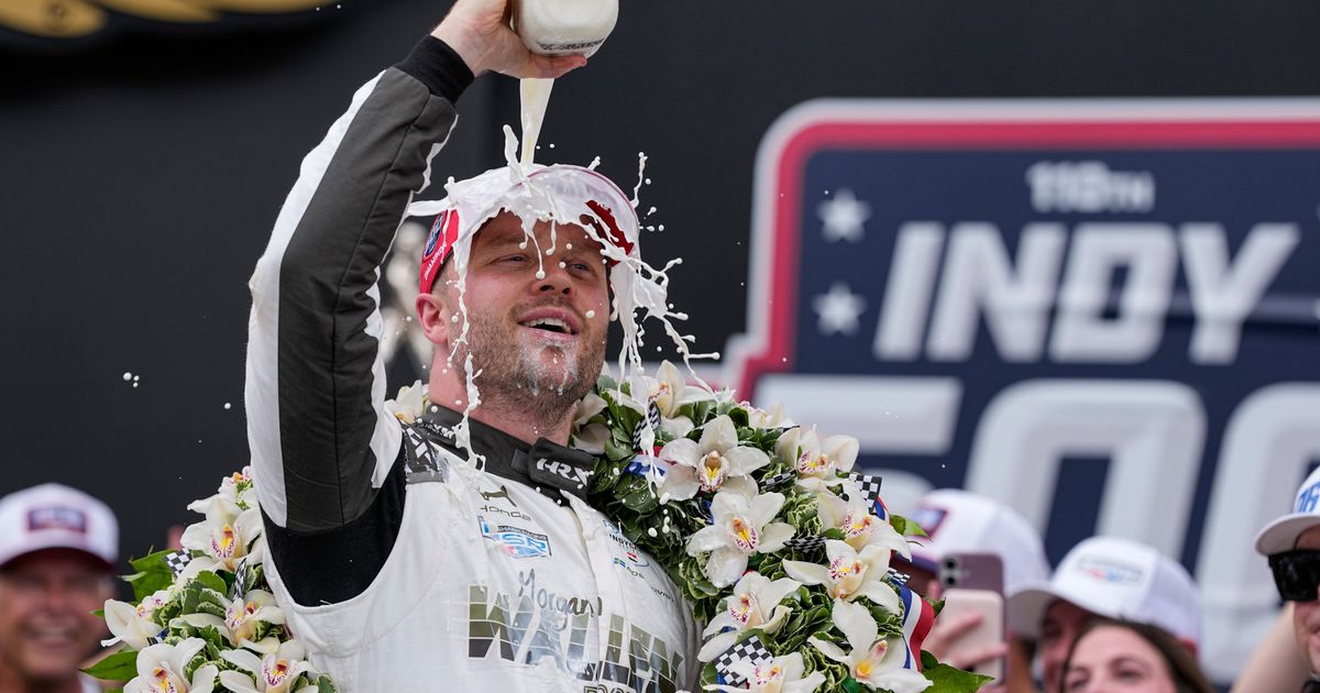 Late pass sends Felix Rosenqvist past David Malukas for the closest Indianapolis 500 win in history
