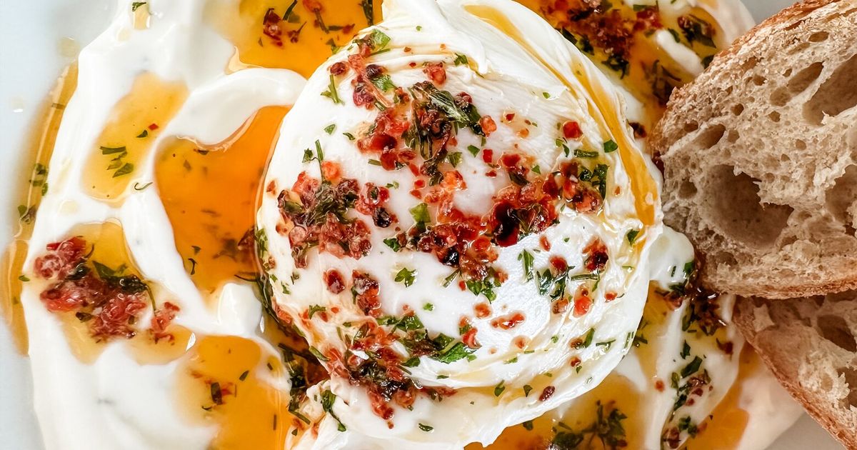 These Turkish eggs are a delicious (and quick!) way to start the day