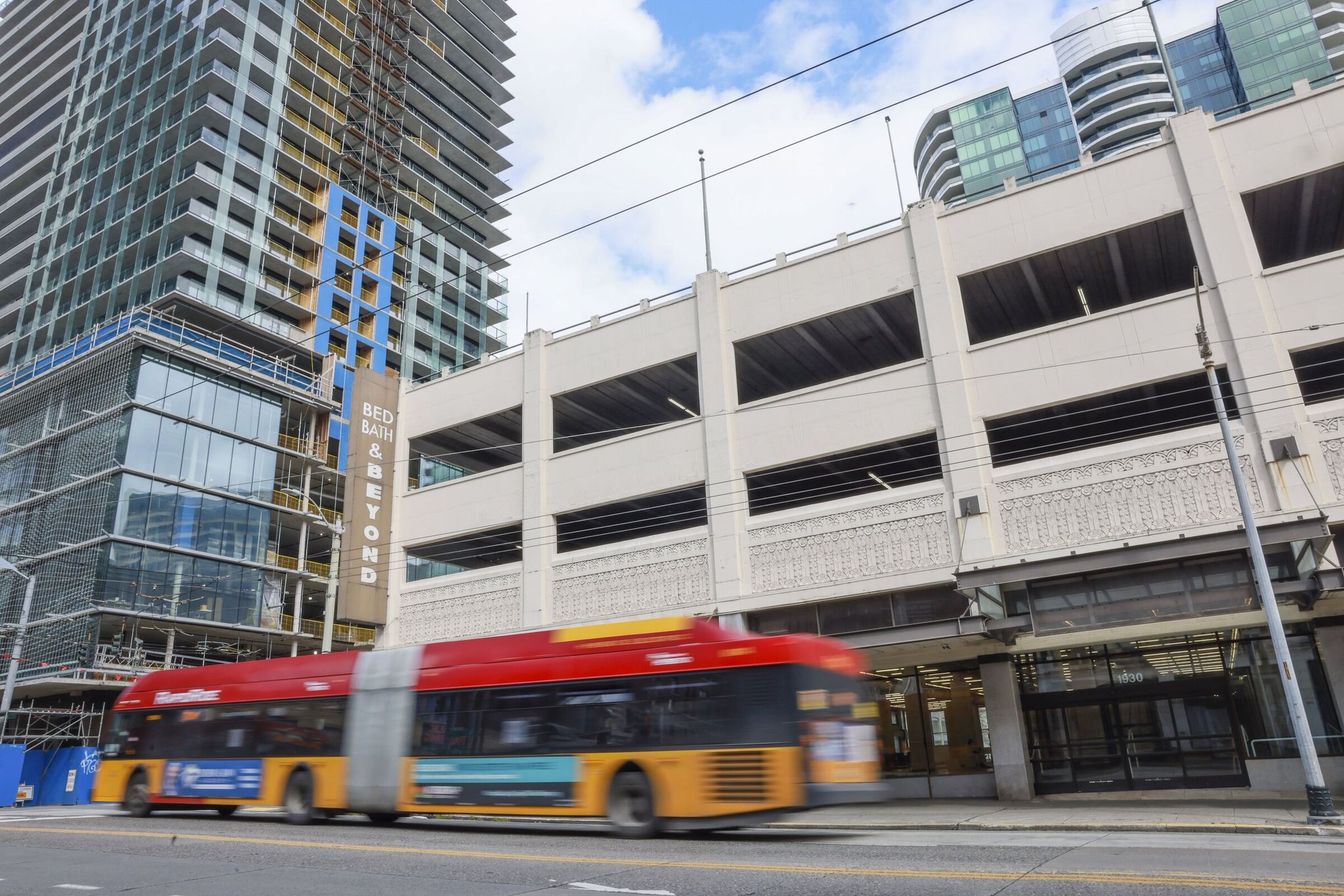 One of Seattle’s former Bed Bath & Beyond stores, after the company closed all its brick-and-mortar sites in 2023. The company is returning to the state. (Ivy Ceballo / The Seattle Times, file)