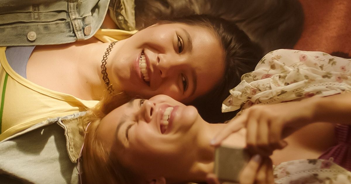 ‘Girls Like Girls’ review: Adaptation captures the feeling of first love