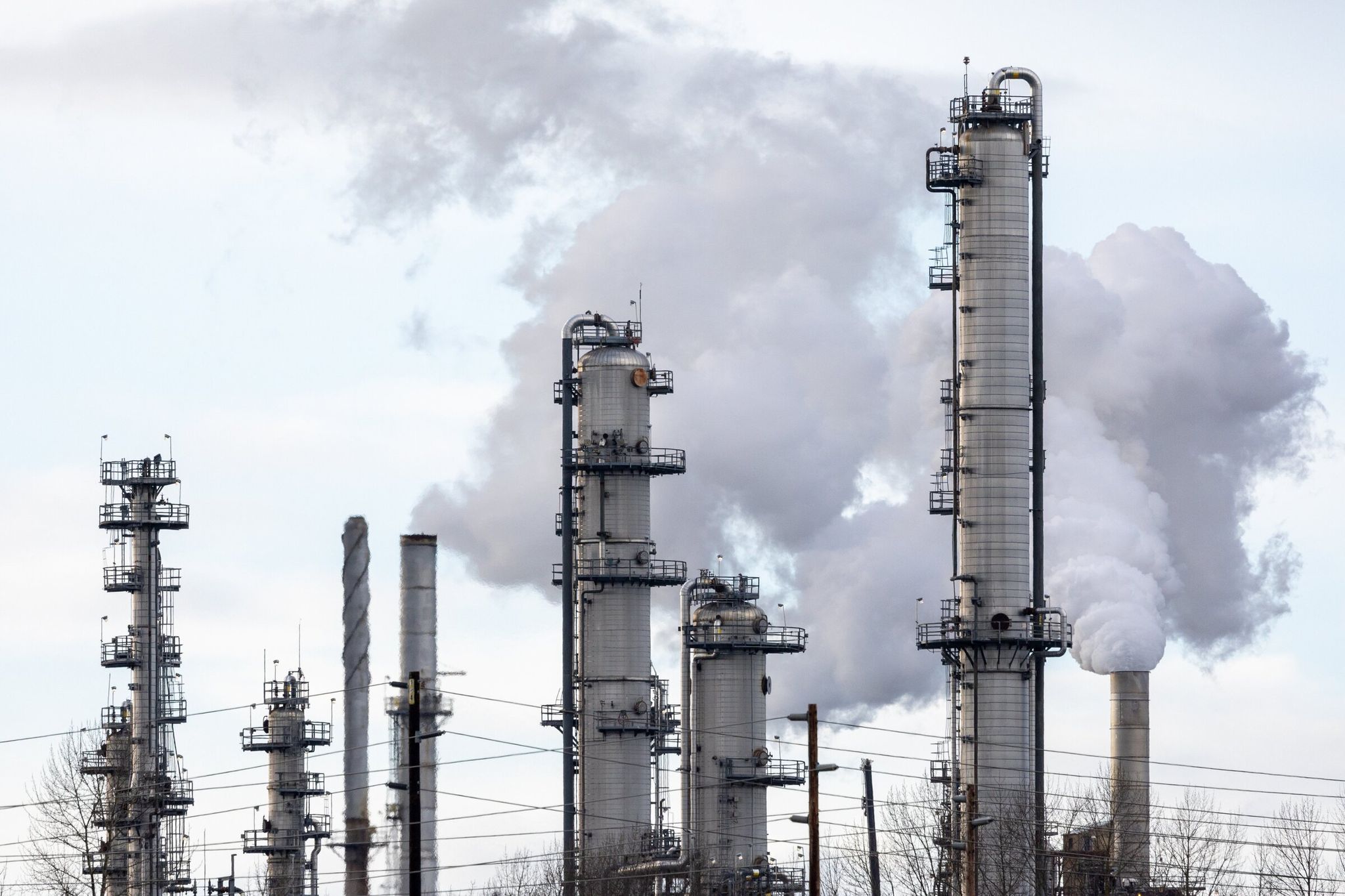 An oil refinery near Anacortes. (Jennifer Buchanan / The Seattle Times, 2025)