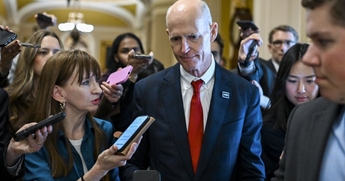 Trump stokes chaos in Congress as he huddles with the GOP