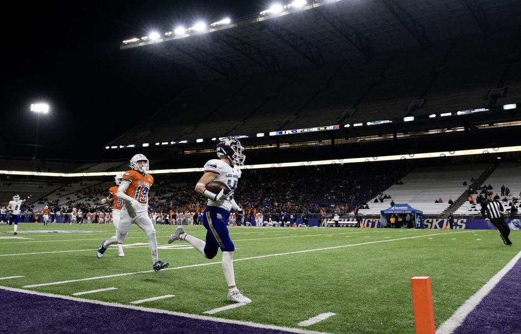 WA high school state football championships returning to Husky Stadium, report says