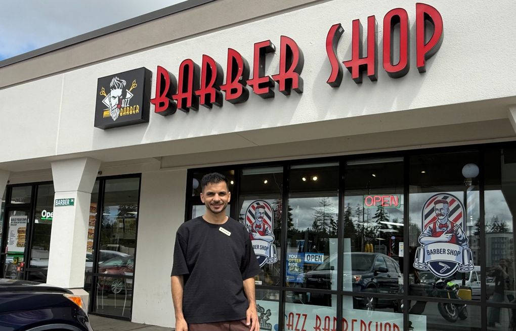 At World Cup Seattle, Egyptian team gets hair cut by local barber