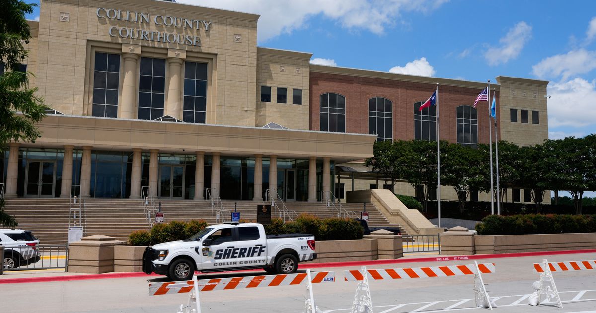 Defense tries to buttress self-defense claim in Texas trial over teen athlete's killing