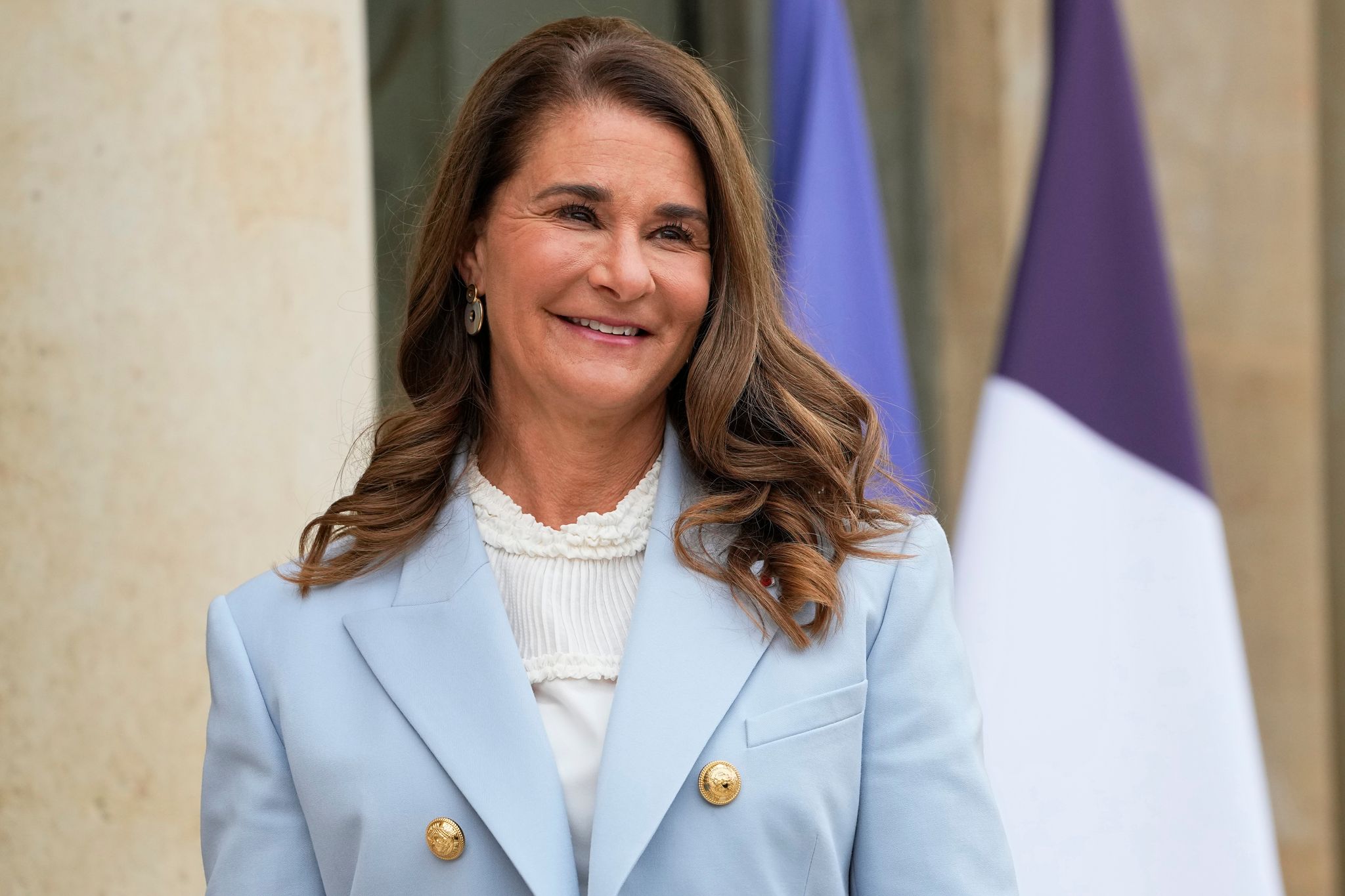 FILE – Melinda Gates, co-chair of the Bill and Melinda Gates Foundation, poses for photographers as she arrives for a meeting after a meeting on the sideline of the gender equality conference at the Elysee Palace in Paris, July 1, 2021. (AP Photo/Michel Euler, File)