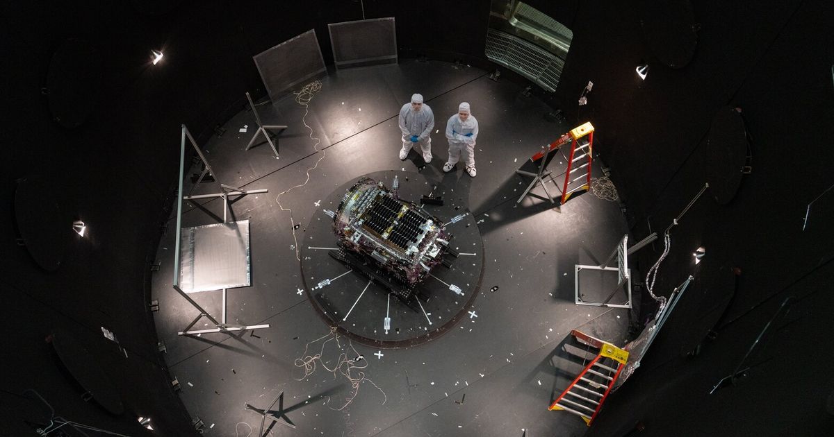 Rescue mission launches to save NASA telescope that's falling back to Earth