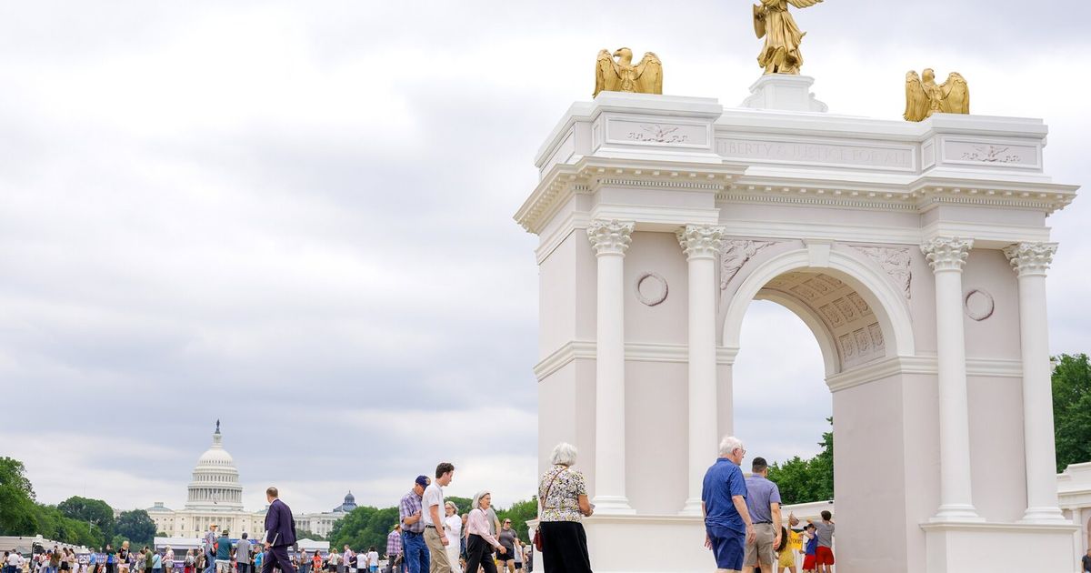 Trump's plan for a triumphal arch in the nation's capital is getting another review