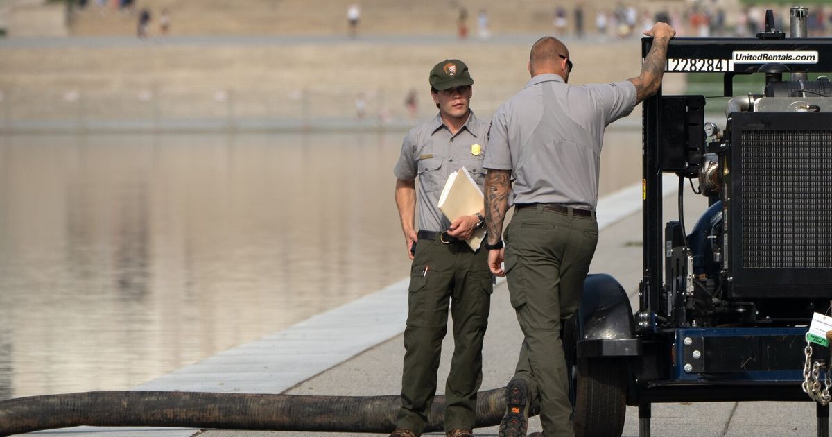 Crews are draining the Lincoln Memorial Reflecting Pool again as part of Trump’s troubled revamp