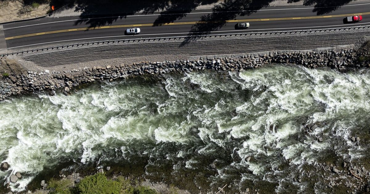 Highway 2 near Leavenworth to close for repairs this week