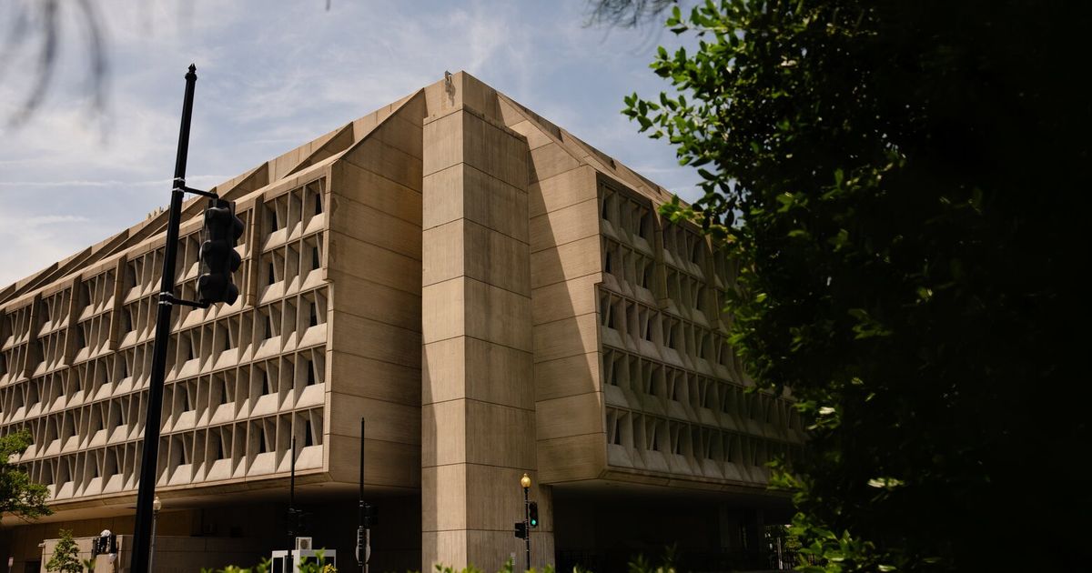 Health Dept. Rescinds Freeze on $10 Billion for 5 Democratic States - image 1
