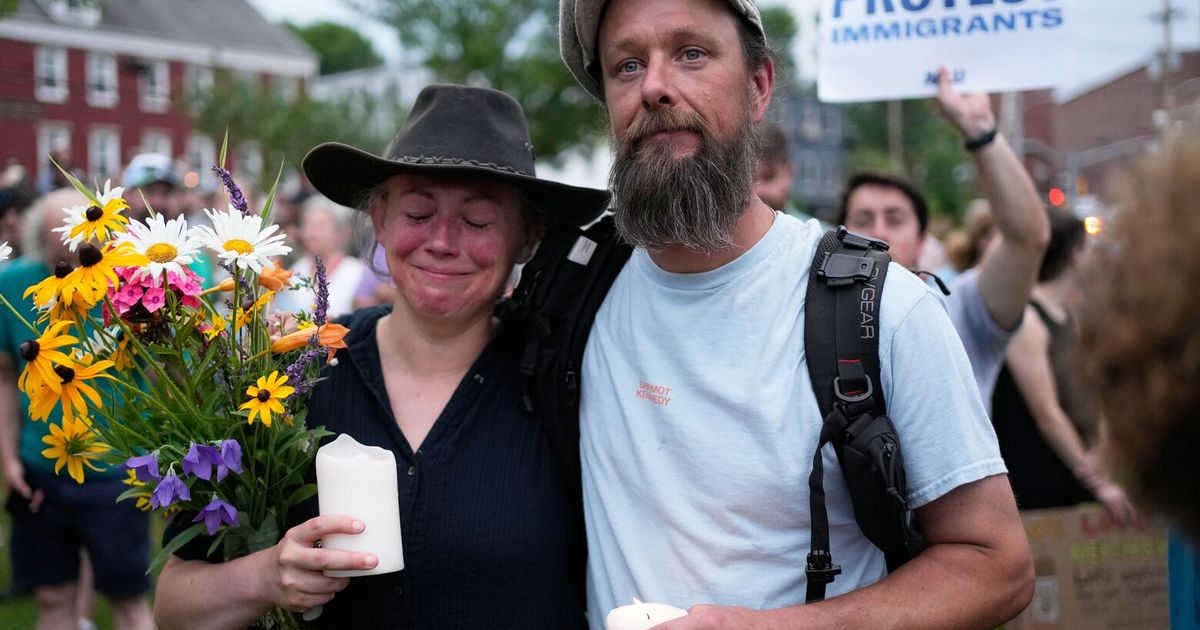 Watch: Maine residents protest latest ICE shooting - image 6