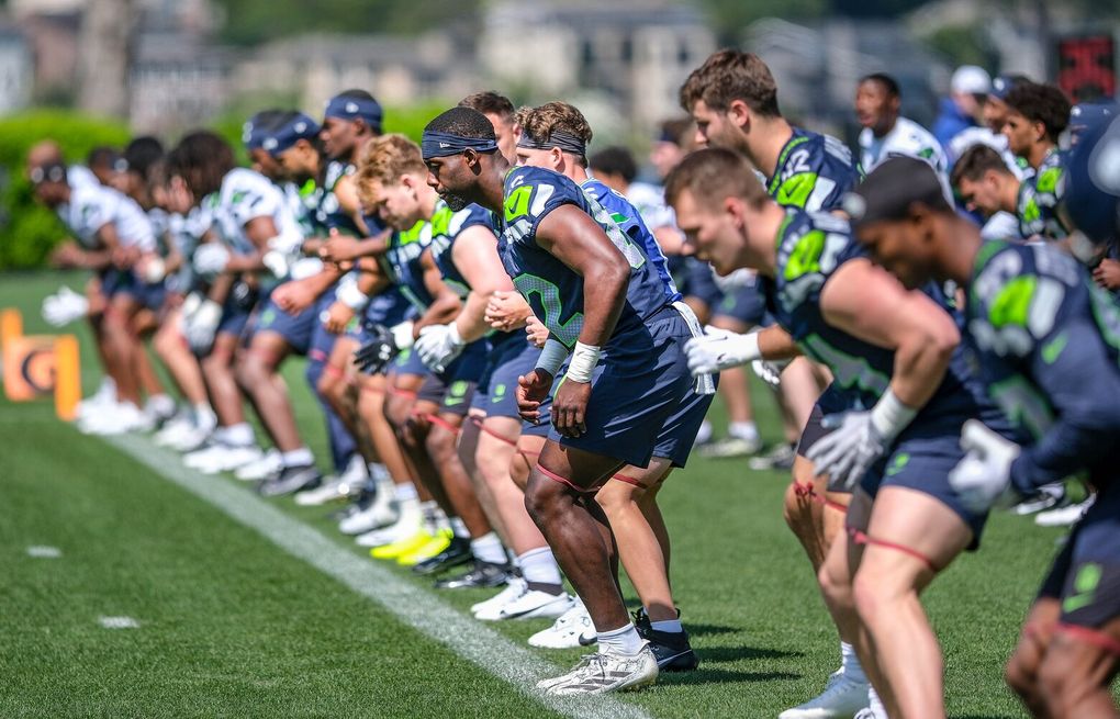 Seahawks' season gets closer as rookies report for training camp