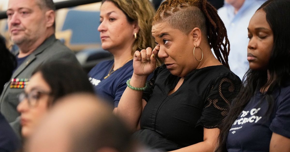 DA says feds haven’t shared evidence in Houston ICE shooting - image 2