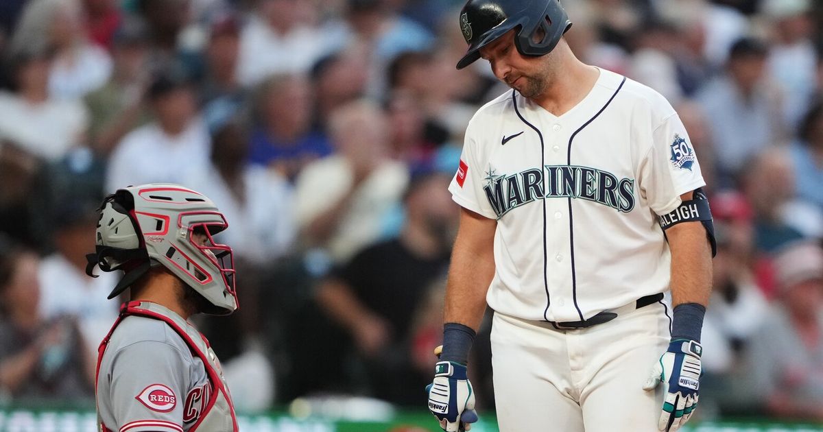 Mariners’ Jerry Dipoto explains decision to fire popular hitting coach - image 2