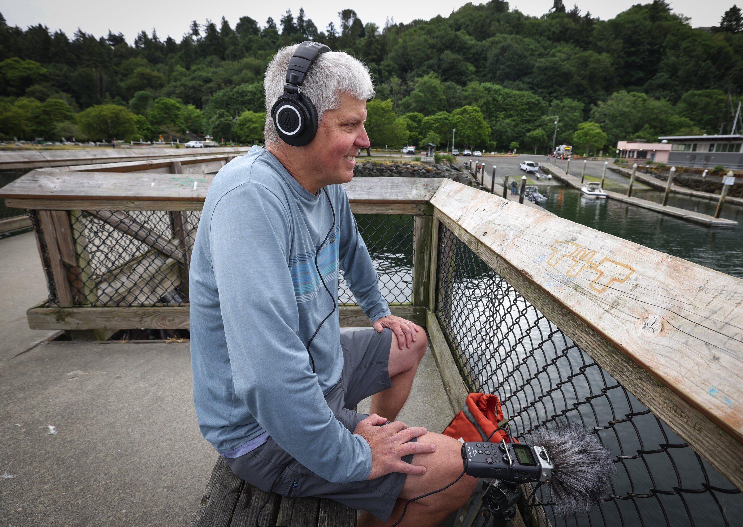 Chris Mills made about 20 trips to record the sea lions’ barks and cries. (Ken Lambert / The Seattle Times)