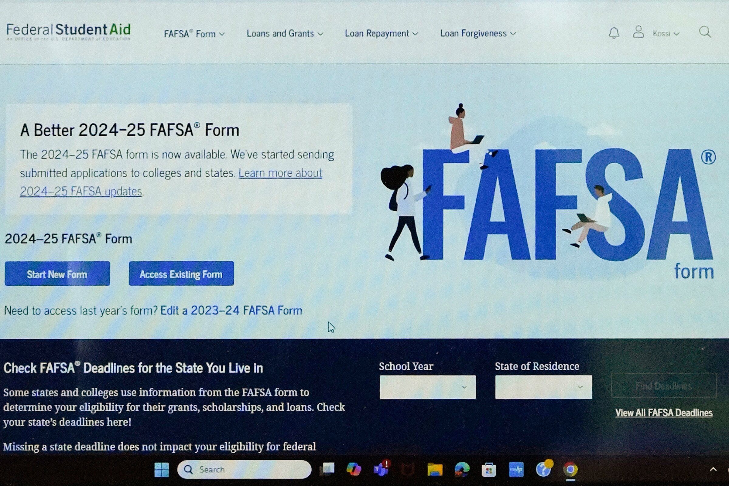 The FAFSA website seen on Adjovi Golo’s laptop at DePaul University in Chicago. (Nam Y. Huh / AP, 2024)