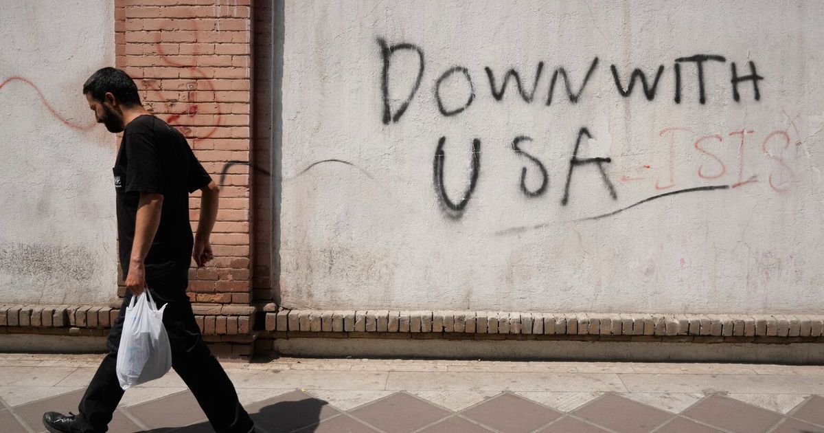 Iran and US trade strikes, shattering brief lull in fighting - image 3