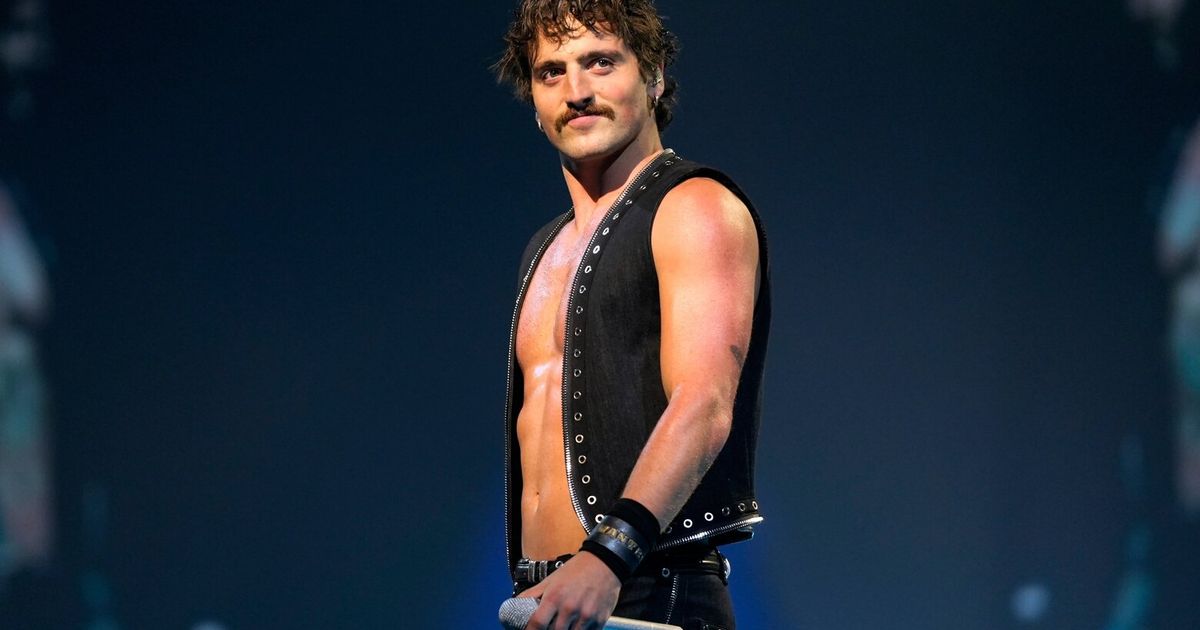Benson Boone delivers his most personal Seattle show yet