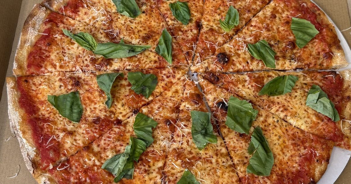 Up-and-coming Seattle pizza baker will pop up Saturday in Hillman City