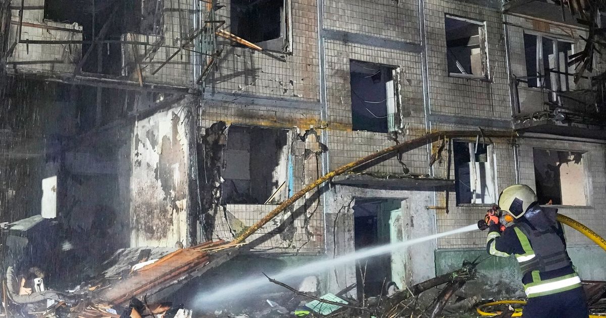 Russian strikes on Kyiv kill 4, injure at least 15, officials say