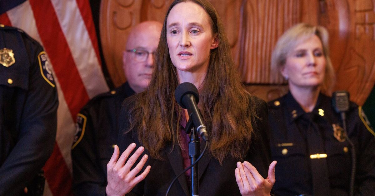 Seattle mayor outlines criteria for new police chief amid shooting investigation