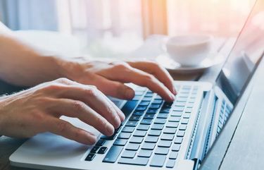 Looking for a job? How fast you answer an employer could help you land the gig