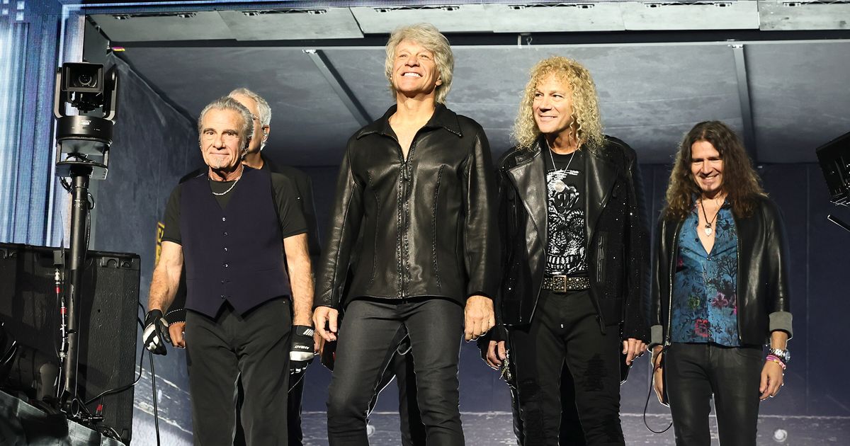 Jon Bon Jovi abruptly ends Madison Square Garden show after health setback - image 2