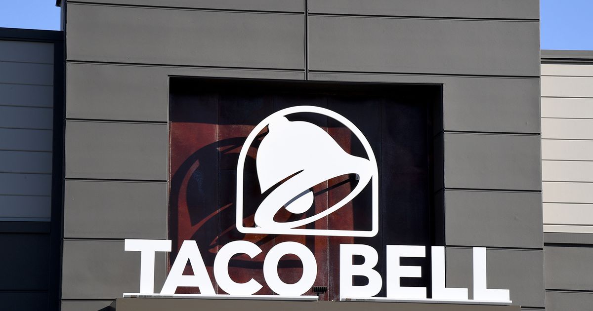 Michigan couple sues Taco Bell and Taylor Farms over cyclosporiasis
