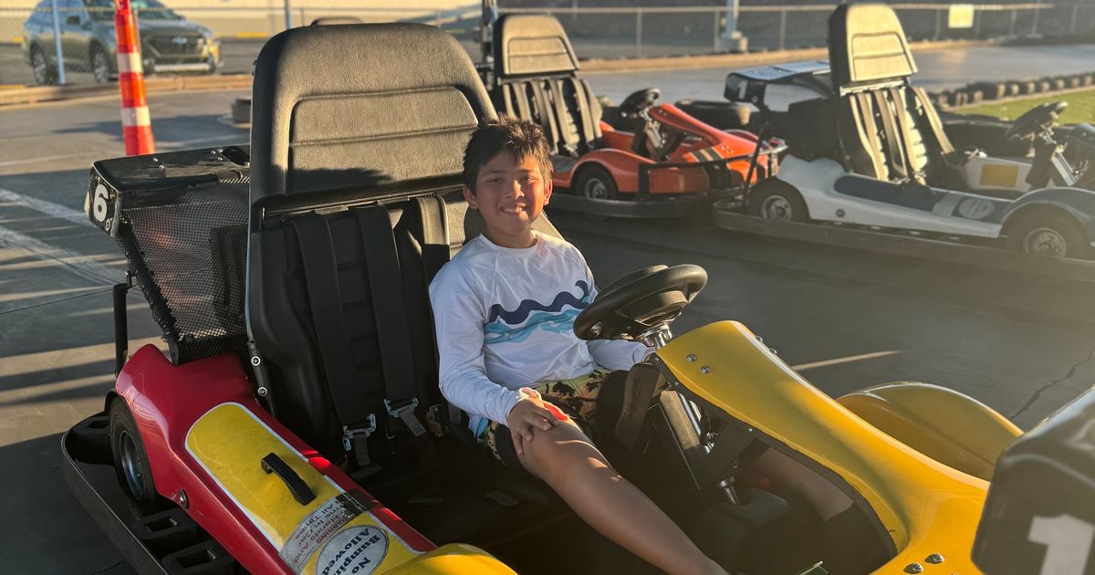 Dramatic video shows a 10-year-old boy rescued from pounding waves - image 2