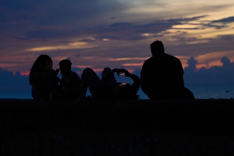 An islandwide blackout strikes Cuba for the second time this week as its  grid crumbles | The Seattle Times