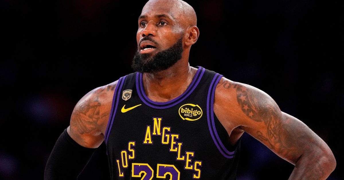 NBA star LeBron James to join Philadelphia 76ers - image 4