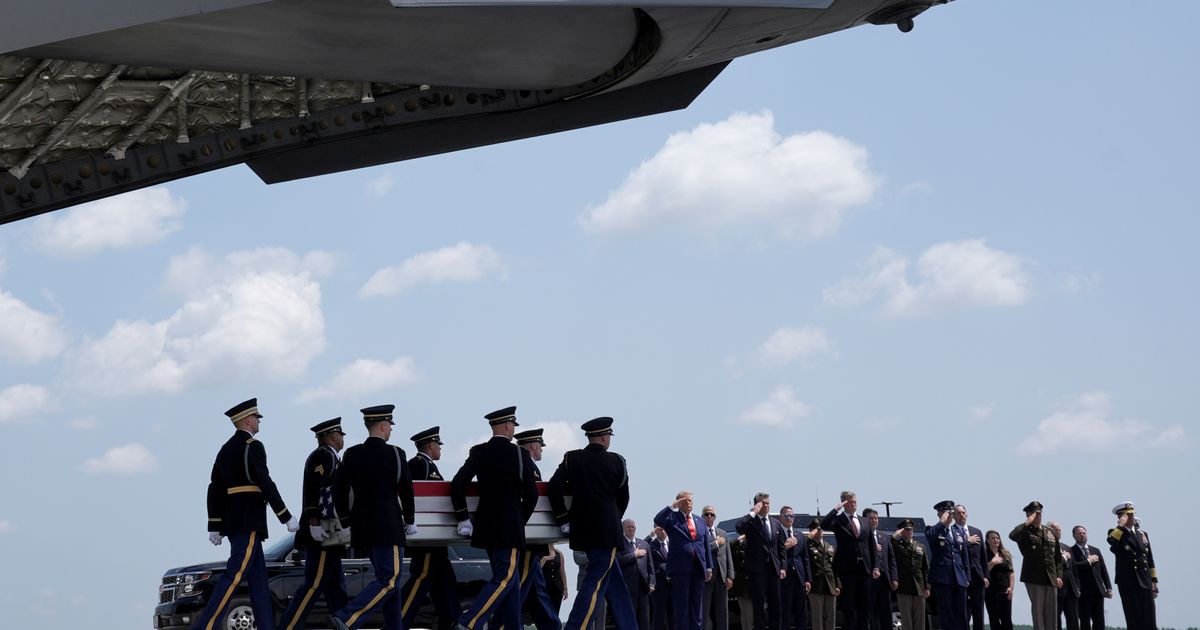 Lowered number of troop deaths on Pentagon site upsets military families - image 1