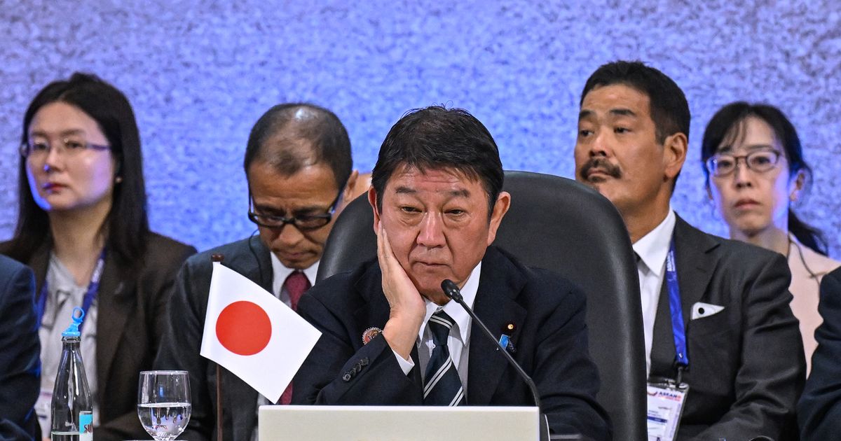 China and Japan differ on whether their foreign ministers spoke last week at ASEAN